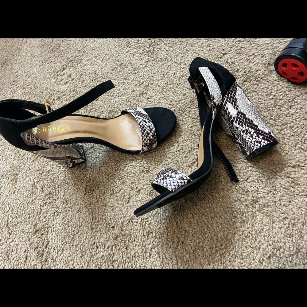 Snake print Heels